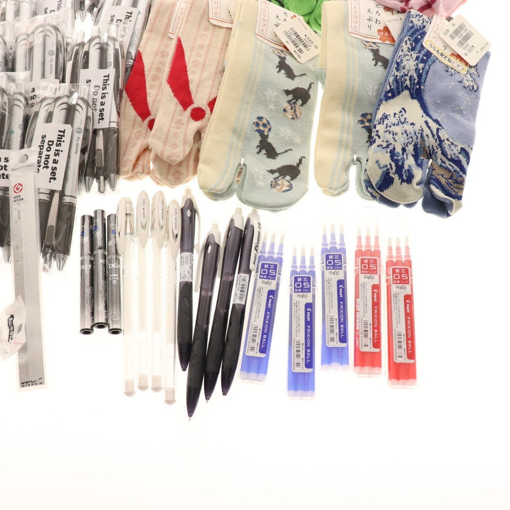 ■ Stationery, writing implements, miscellaneous goods, large set, bulk sale, 5kg, ballpoint pen, refills, socks, unused