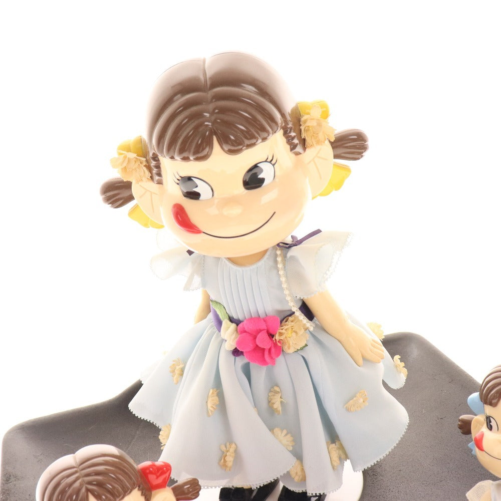 ■ Peko-chan doll 4-piece set bulk sale KEITA MARUYAMA Peko Family Club Fujiya's Peko-chan Kimono interior ornament