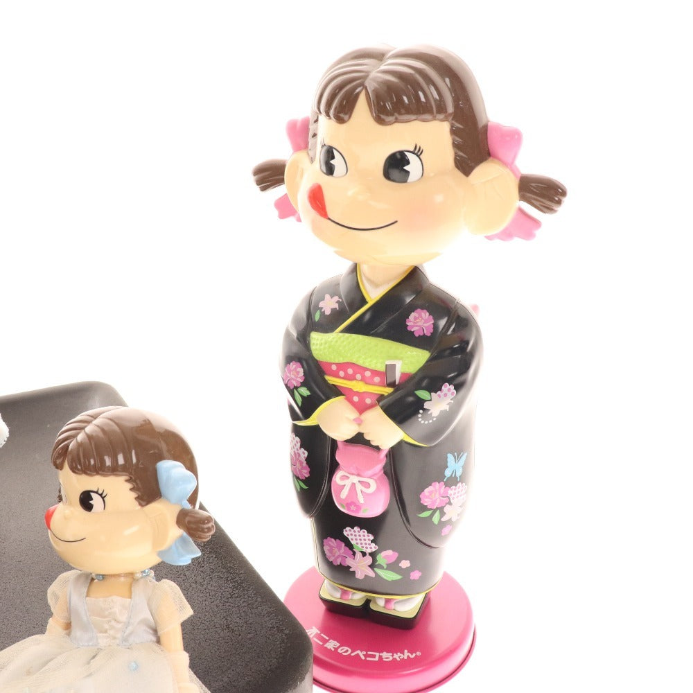 ■ Peko-chan doll 4-piece set bulk sale KEITA MARUYAMA Peko Family Club Fujiya's Peko-chan Kimono interior ornament