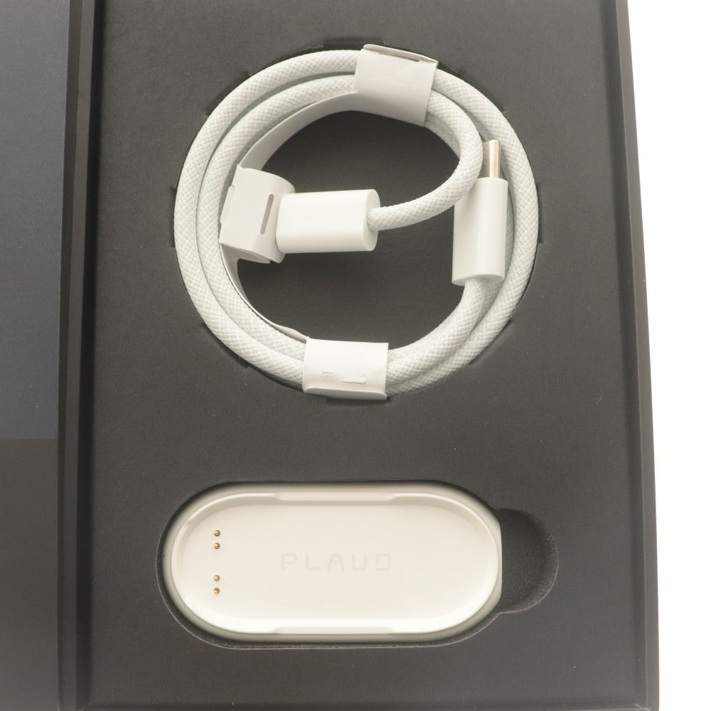 ■ PLAUD NotePin Bundle ウェアラブル AI ボイスレコーダー カプセル 通電確認済み 付属品付き 未使用