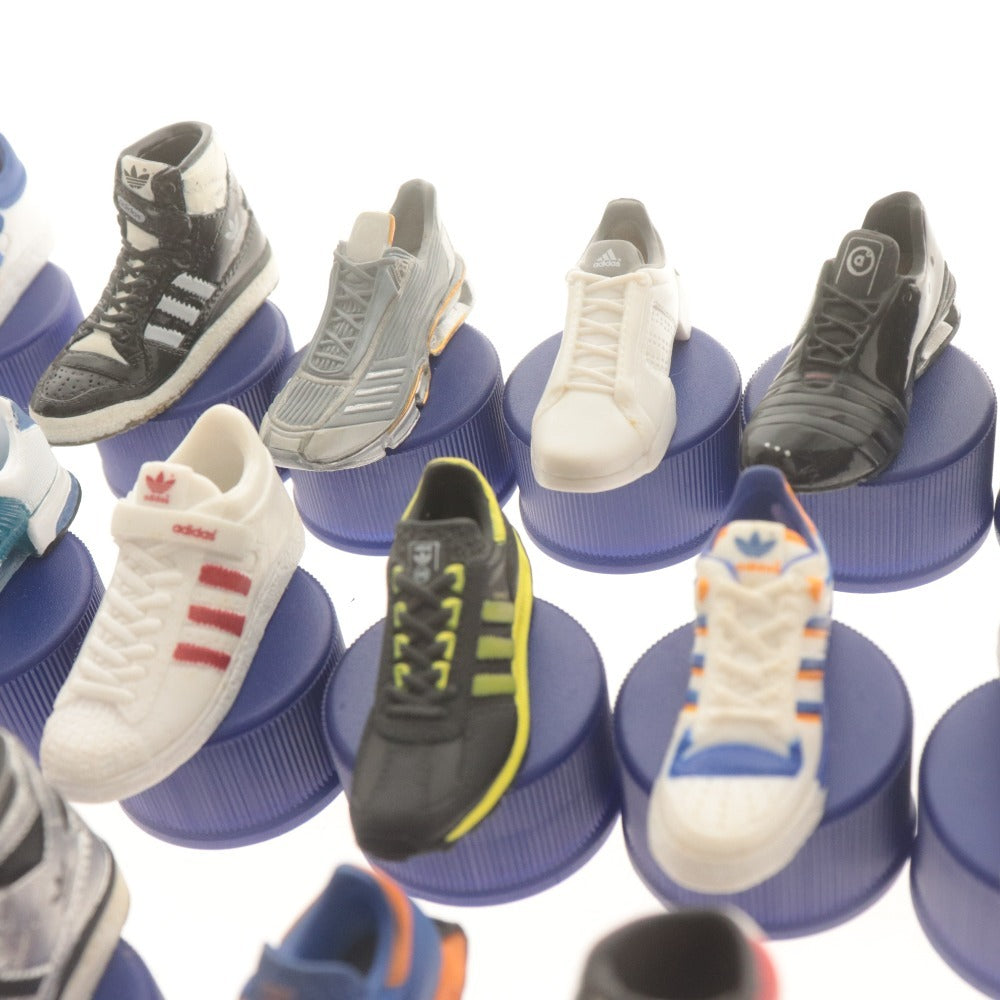 ■ Pepsi &amp; Adidas Sneaker Bottle Caps Complete Collection of 60 Types