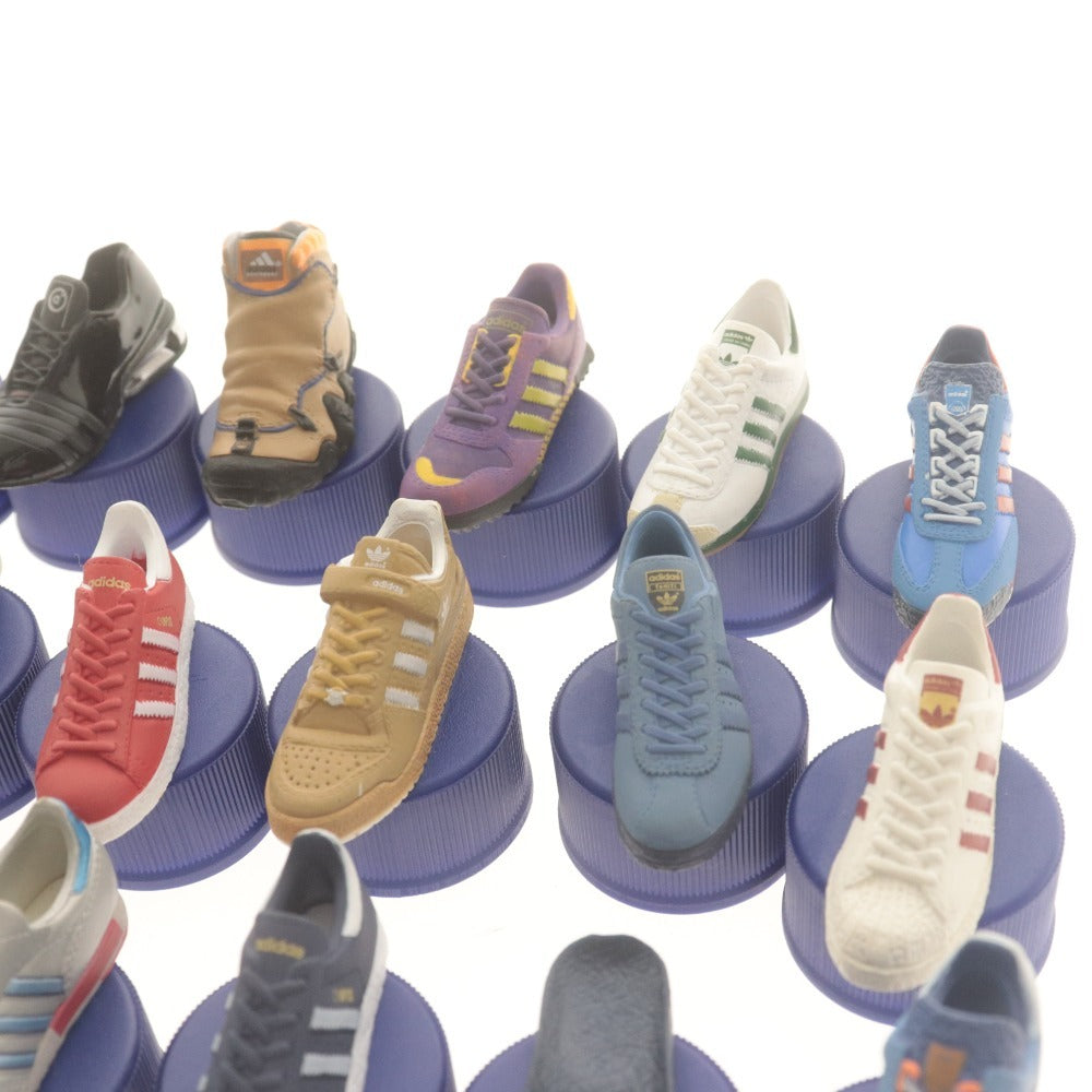 ■ Pepsi &amp; Adidas Sneaker Bottle Caps Complete Collection of 60 Types
