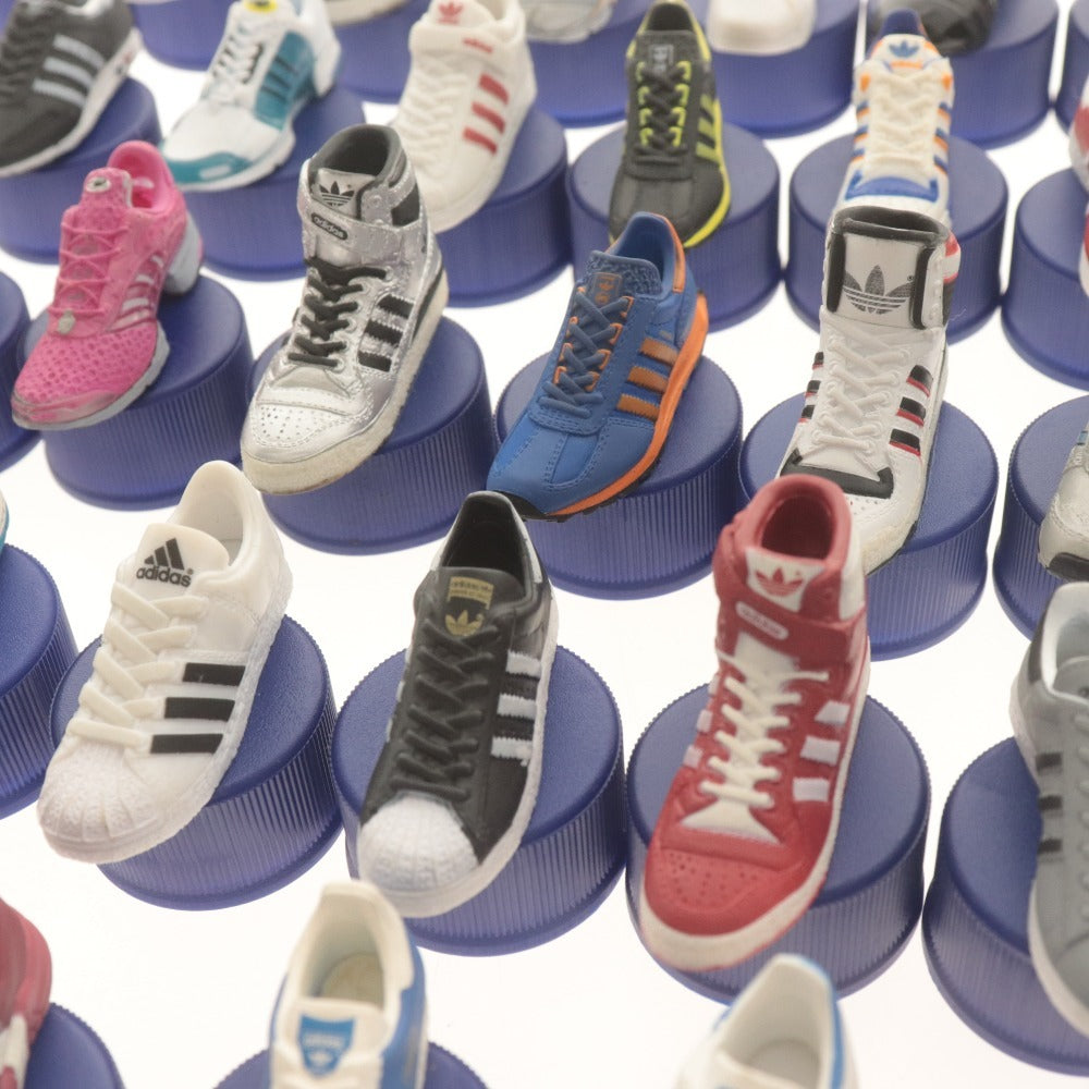 ■ Pepsi &amp; Adidas Sneaker Bottle Caps Complete Collection of 60 Types