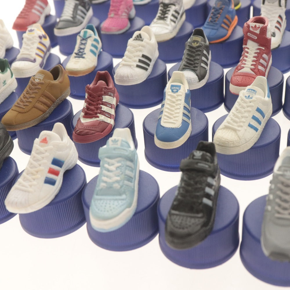 ■ Pepsi &amp; Adidas Sneaker Bottle Caps Complete Collection of 60 Types