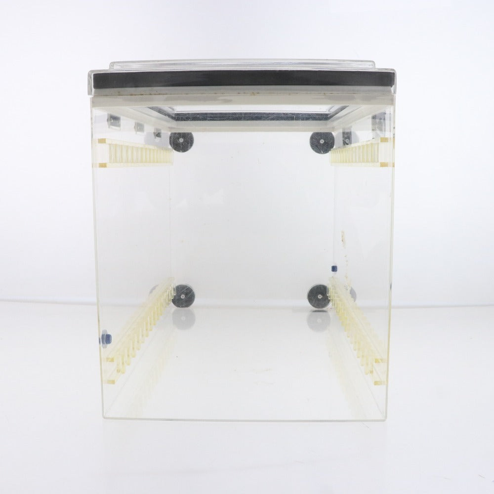 ■ サンプラテック デシケーター 防湿保管庫 除湿保管庫 レンズ保管庫 実験機器 研究設備 付属品付き