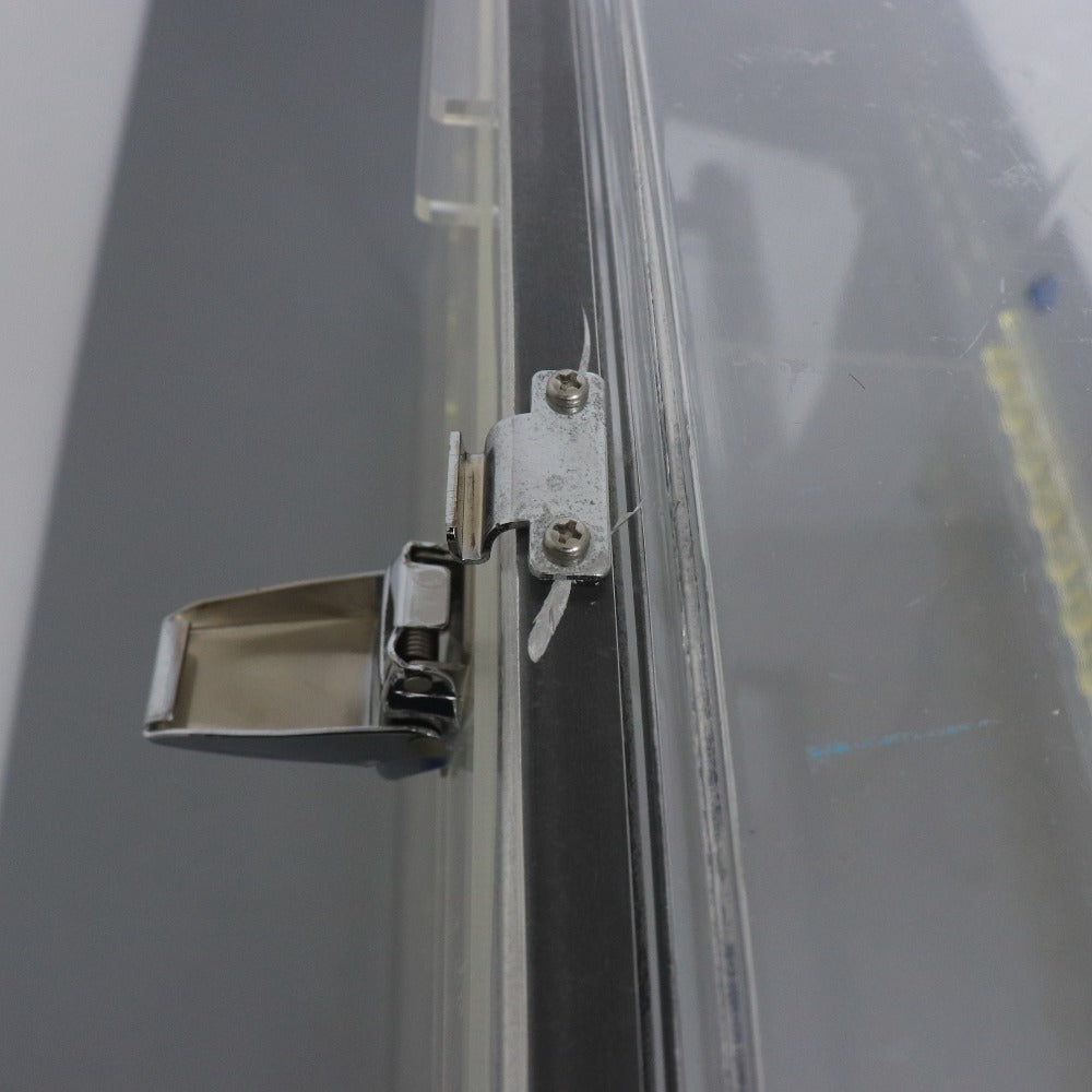 ■ サンプラテック デシケーター 防湿保管庫 除湿保管庫 レンズ保管庫 実験機器 研究設備 付属品付き