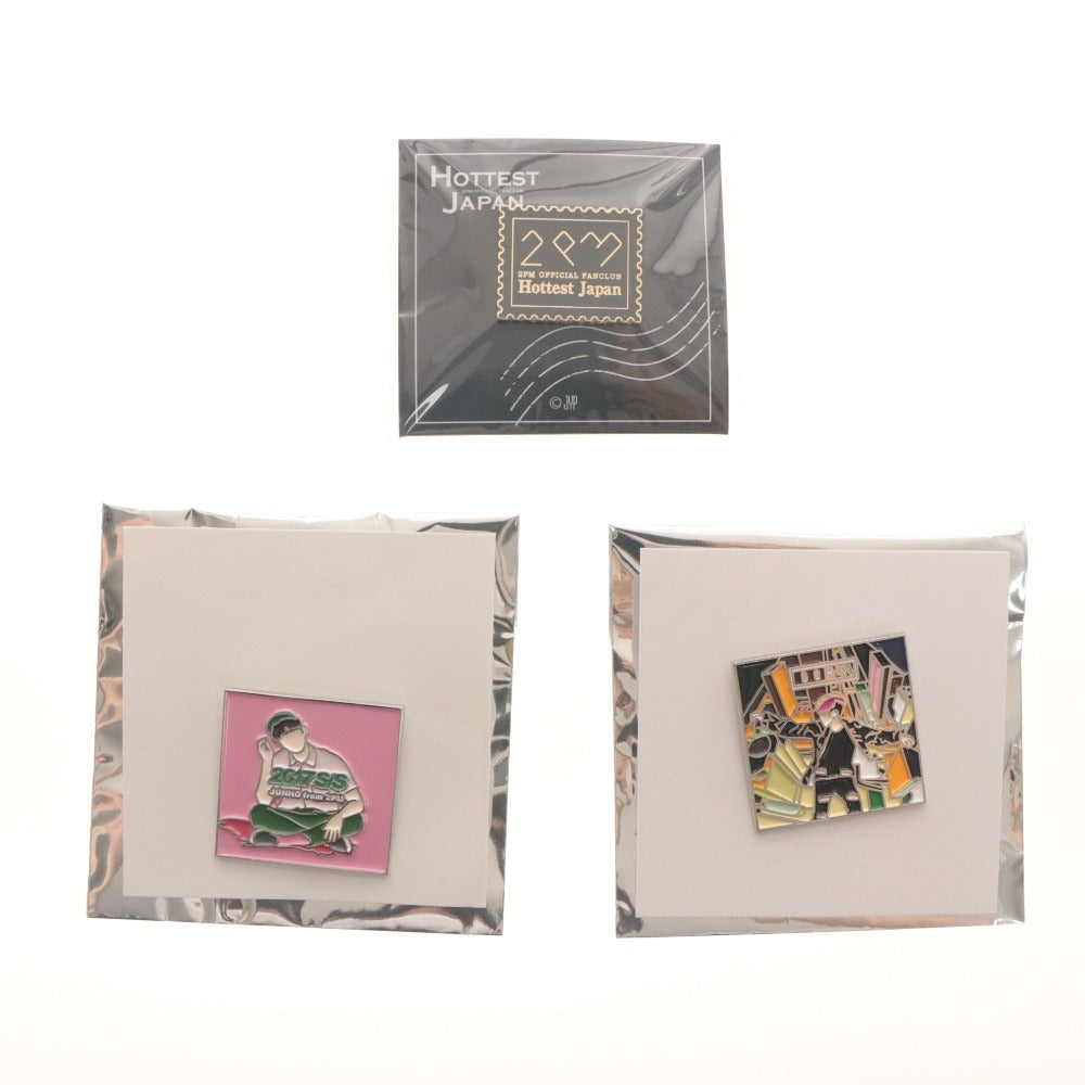 ■ 2PM Goods Large Lot Set Including Trading Cards, Penlights, Pin Badges, Smartphone Rings, Towels, Jun. K, Junho, Emperor Penpen, etc. (Some Unopened)