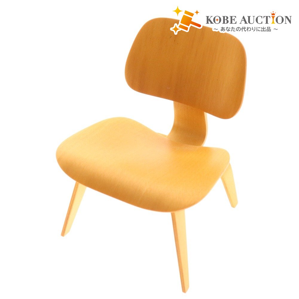 ■ ヴィトラデザインミュージアム ミニチュア チェア Charles ＆ Ray Eames LCW 1945 手作り 木製 ポーランド製 箱付き