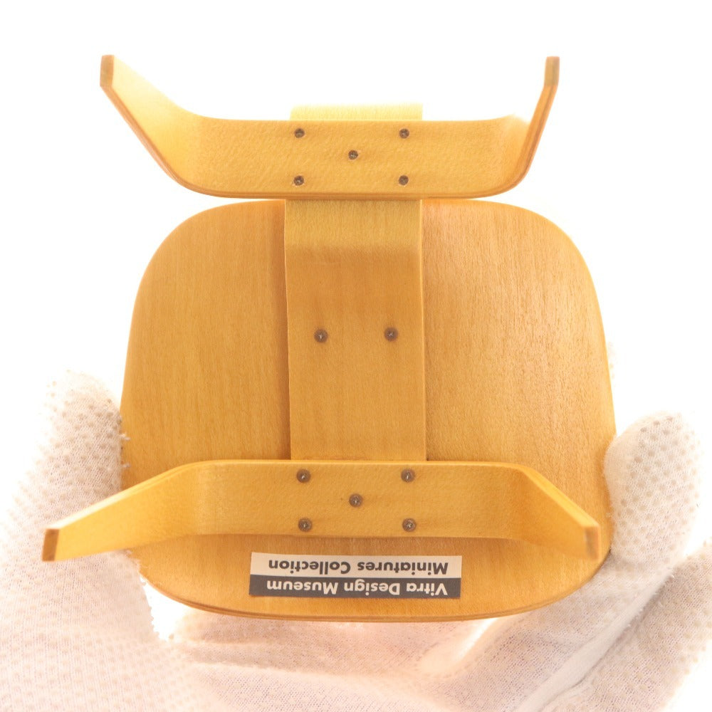 ■ ヴィトラデザインミュージアム ミニチュア チェア Charles ＆ Ray Eames LCW 1945 手作り 木製 ポーランド製 箱付き