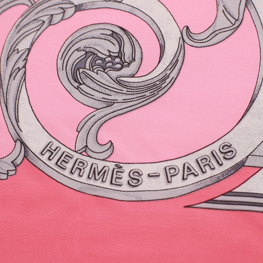 ■ HERMES エルメス スカーフ カレ90 服飾小物 柄 ローズアザレ 馬 シルク レディース 90×90 ピンク系 未使用