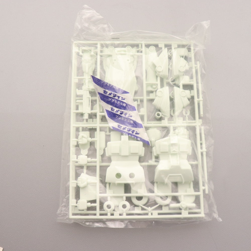 ■ 旧バンダイ 機動戦士ガンダム プラモデル ベストメカコレクション No.4 RX-78 ガンダム バンザイマーク 1/144 箱付き 未組立 未使用