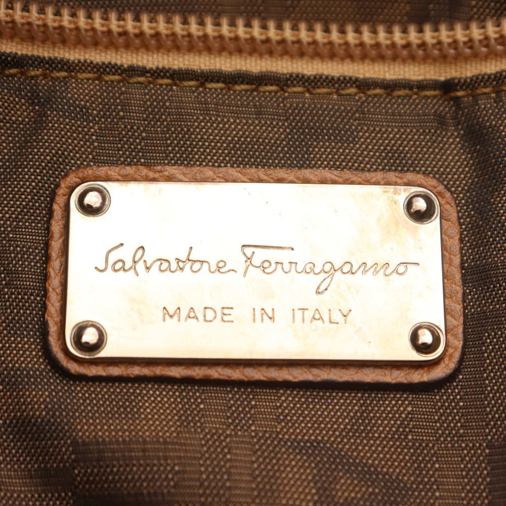 ■ サルヴァトーレフェラガモ ショルダーバッグ ハンドバッグ 鞄 レザー メンズ レディース ブラウン