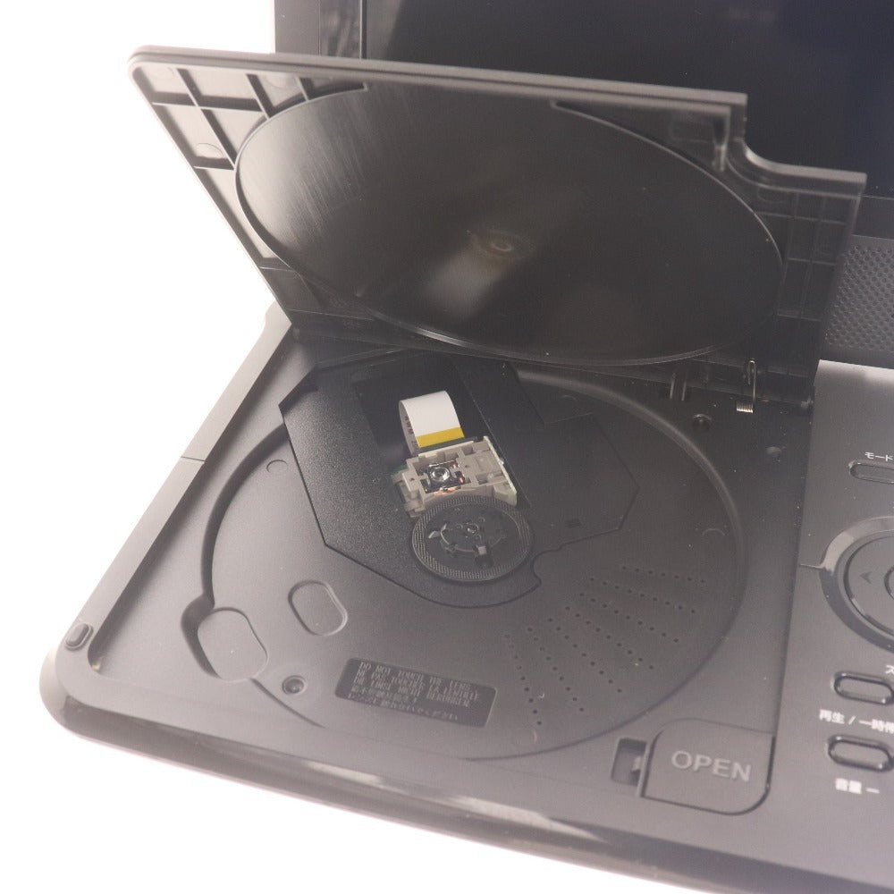 ■ 山善 ポータブルDVDプレーヤー PPD-L70 PORTTECH 7インチ 通電確認済み 付属品付き