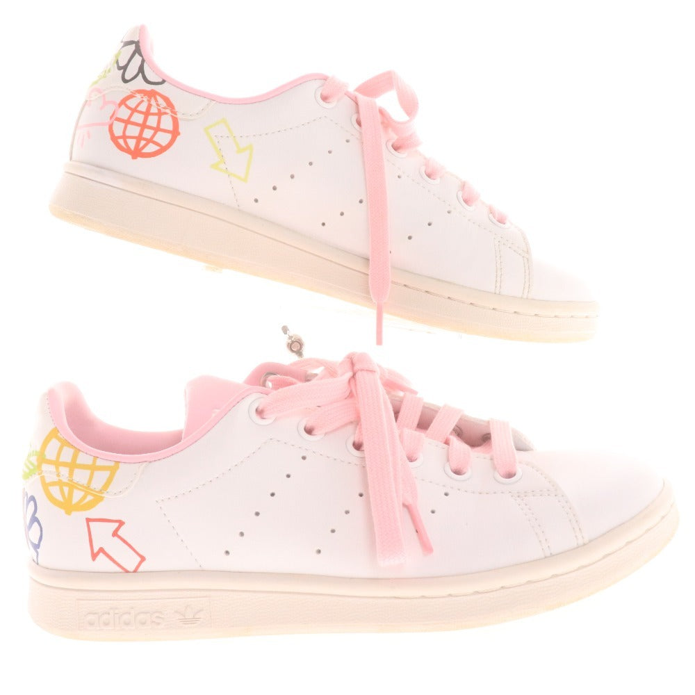 ■ アディダス スニーカー シューズ FX5680 靴 スタンスミス 手書き風グラフィック レディース 22.5cm ホワイト ピンク