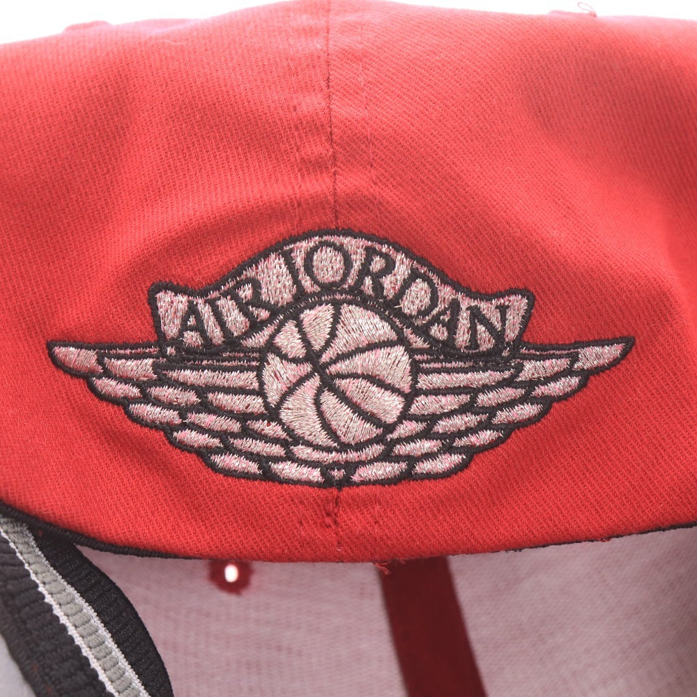 ■ NIKE AIR JORDAN ナイキ エアジョーダン キャップ FLAXFIT 帽子 ジャンプマン ロゴ メンズ M レッド