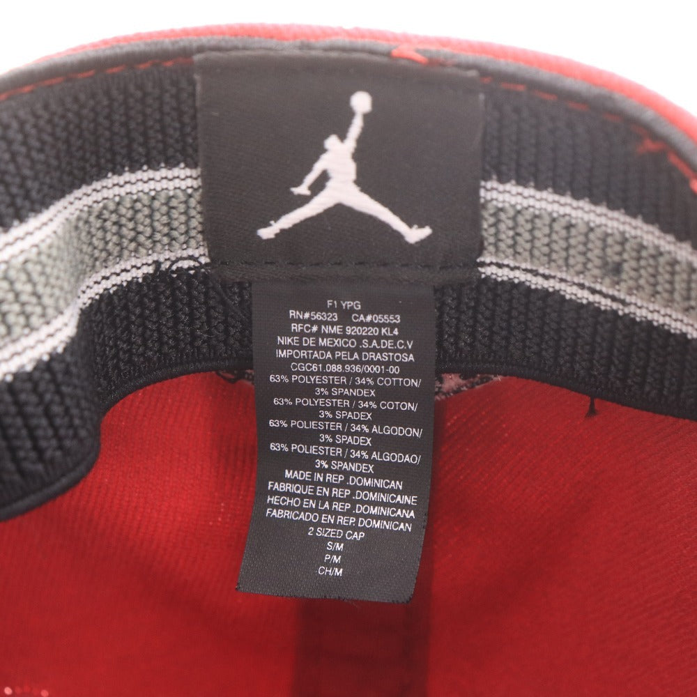 ■ NIKE AIR JORDAN ナイキ エアジョーダン キャップ FLAXFIT 帽子 ジャンプマン ロゴ メンズ M レッド
