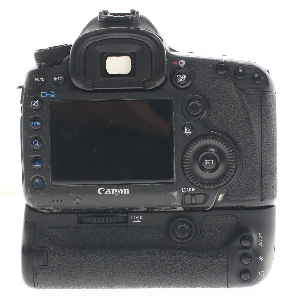 ■ キャノン デジタル 一眼レフ カメラ EOS 5D Mark III EF35-70mm F3.5-4.5A オートフォーカス 付属品付き