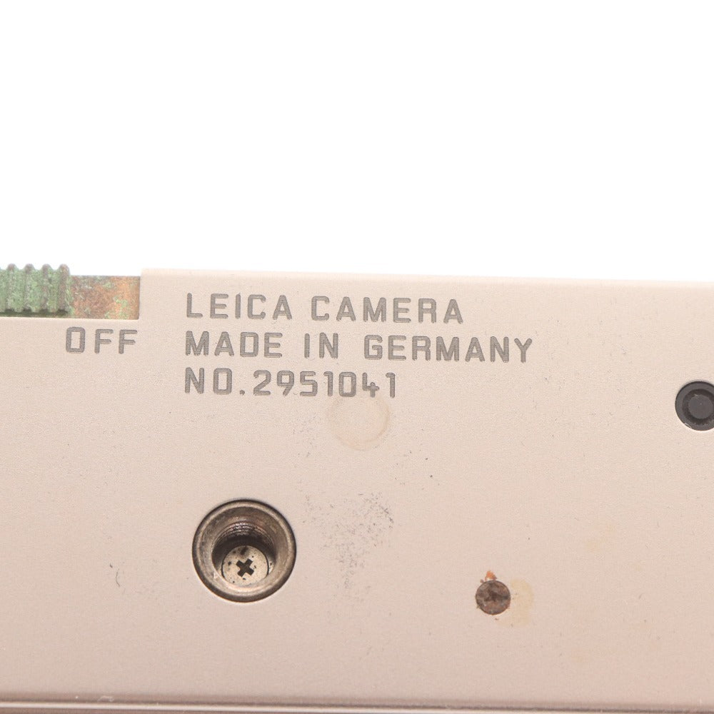■ Leica ライカ コンパクトフィルムカメラ Leica CM 1:2.4/40mm No.2951041 付属品付き