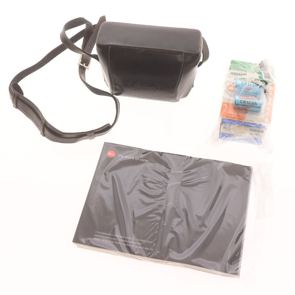 ■ Leica ライカ コンパクトフィルムカメラ Leica CM 1:2.4/40mm No.2951041 付属品付き