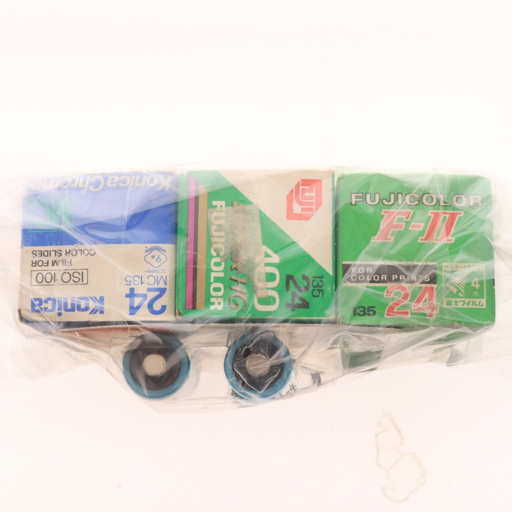 ■ Leica ライカ コンパクトフィルムカメラ Leica CM 1:2.4/40mm No.2951041 付属品付き