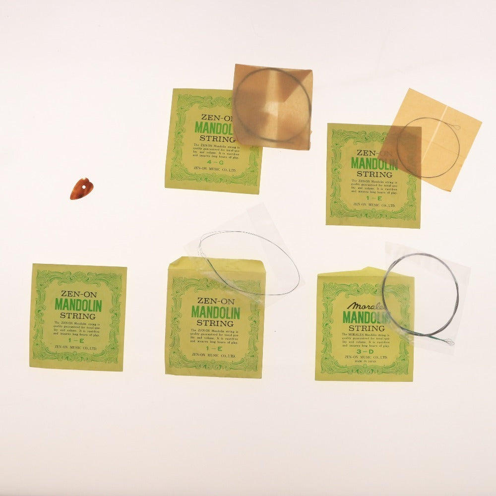 ■ スズキ ウクレレ VIOLIN-SHA 1968 NO.45 KISO-FUKUSHIMA 弦楽器 楽器 ハードケース 付属品付き