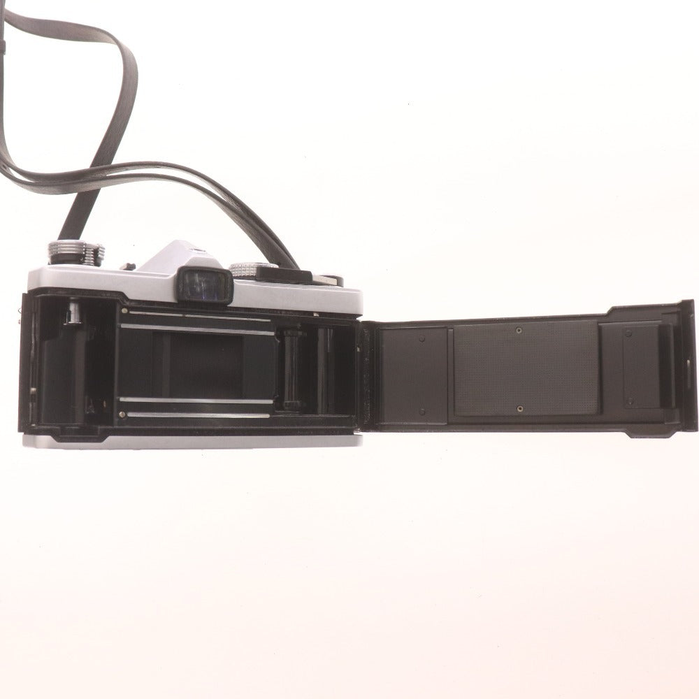 ■ オリンパス OM-1 カメラ コンパクト フィルムカメラ OM-SYSTEM F.ZUIKO AUTO-S F1.8 50mm 付属品付き