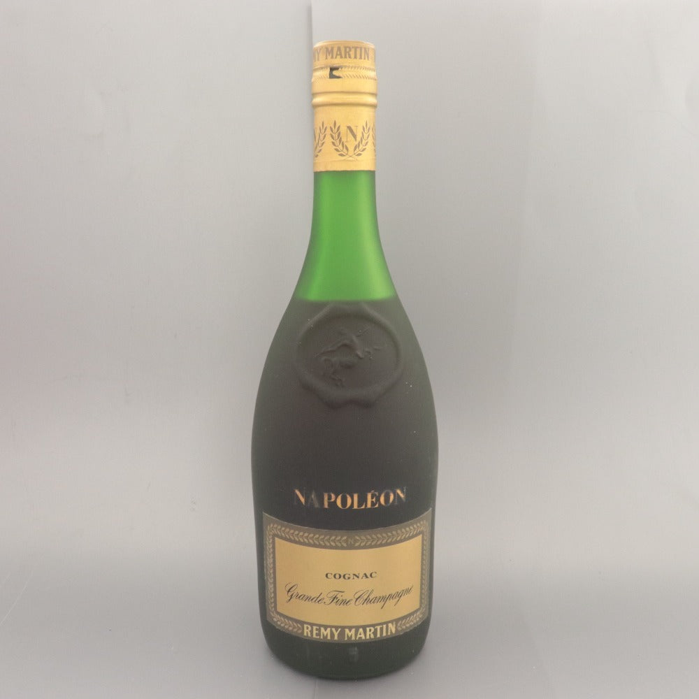 ■ Remy Martin Napoleon Grande Fine Champagne Cognac, 700ml, 40% ABV, unopened, unused, box included