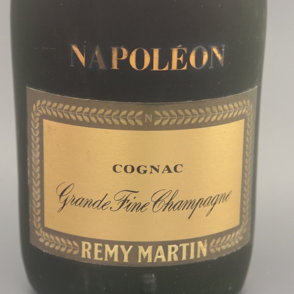 ■ Remy Martin Napoleon Grande Fine Champagne Cognac, 700ml, 40% ABV, unopened, unused, box included
