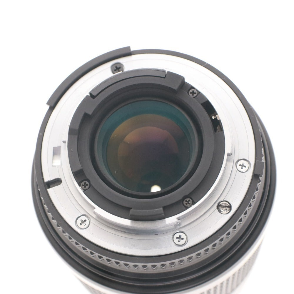 ■ Nikon AF NIKKOR 70-210mm F4-5.6 D SLR Camera with Accessories