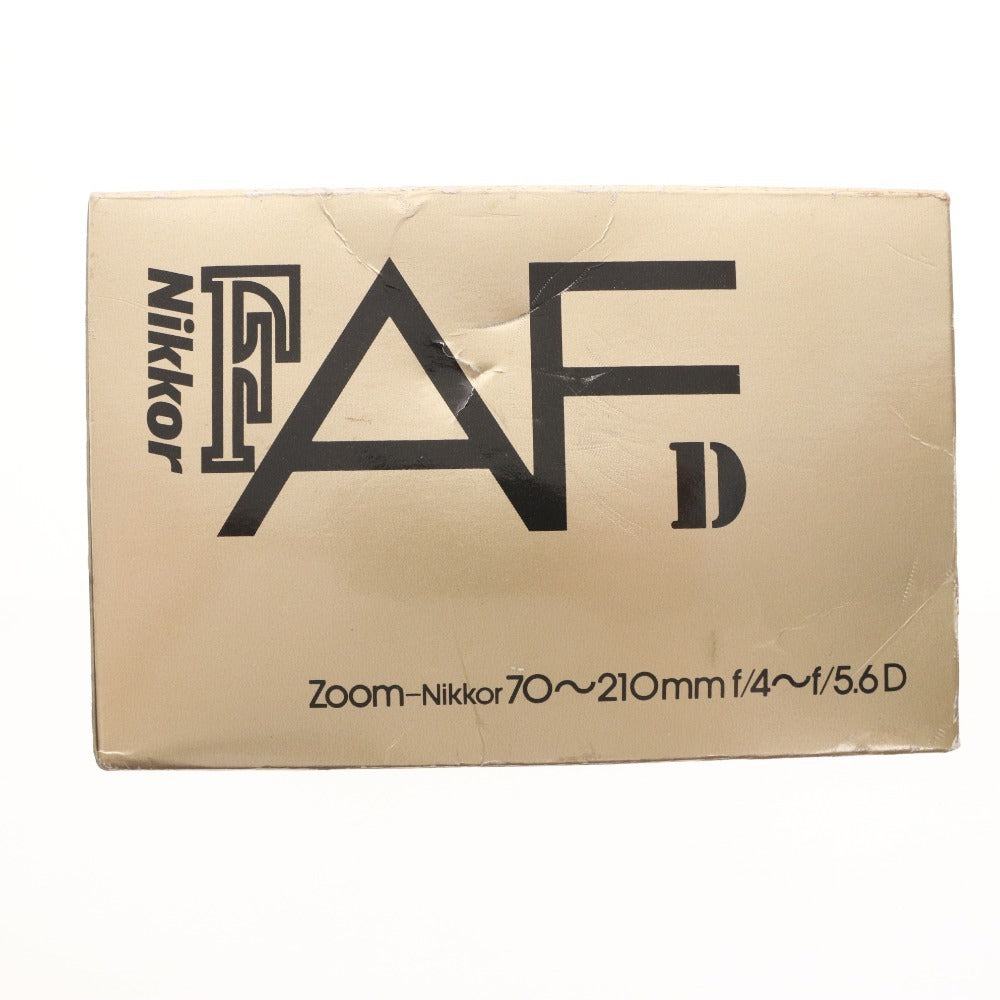 ■ Nikon AF NIKKOR 70-210mm F4-5.6 D SLR Camera with Accessories