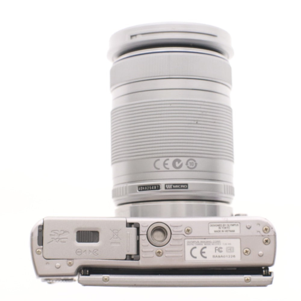 ■ オリンパス OLYMPUS PEN Lite E-PL3 カメラ デジタルカメラ M.ZUIKO DIGITAL 40-150mm 1:4-5.6 ストラップ付