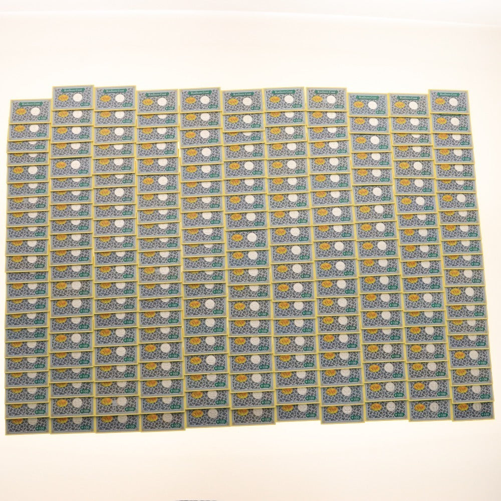 ■ Pachinko/Slot Machine Special Prizes 595 Coins (Bulk Set) Radium Coat *100 Coins Total Weight Approx. 8.9kg Rare, Comes with Case