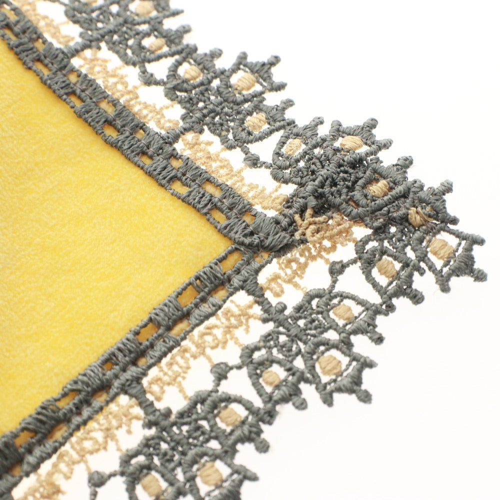 ■ チカザワレース 近沢 ハンカチ タオルハンカチ ミニタオル CHIKAZAWA 横浜 レディース 25×25 イエローベージュ系 未使用