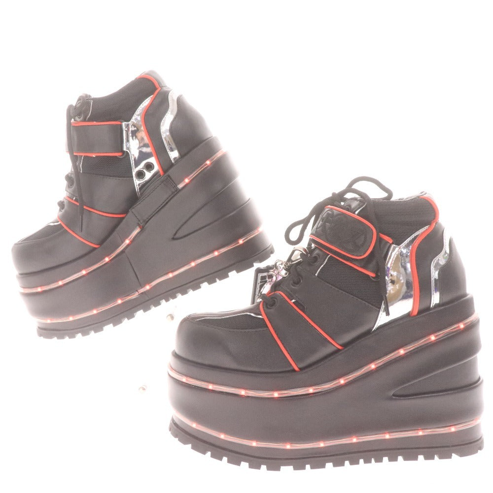 ■ DOLLS KILL x INUYASHA 犬夜叉 コラボ グッズ スニーカーブーツ 靴 厚底 光る機能 レディース 7M 23.5相当 ブラック タグ付き 未使用