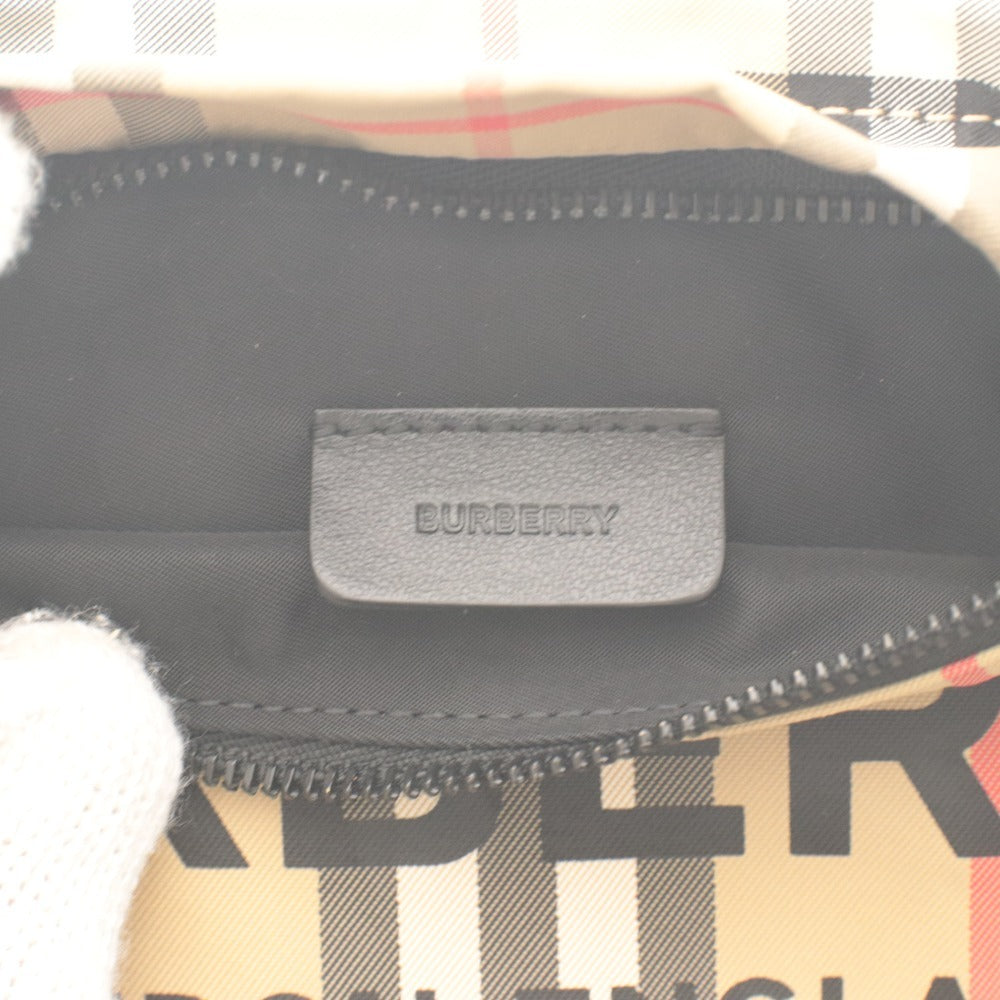 ■ BURBERRY バーバリー ポーチ ハンドバッグ 鞄 ノバチェック柄 カラビナ 小物入れ メンズ レディース ベージュ系 袋付き