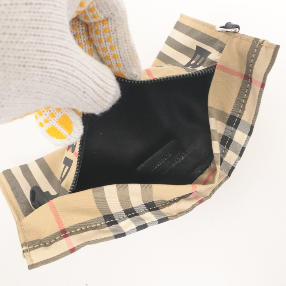 ■ BURBERRY バーバリー ポーチ ハンドバッグ 鞄 ノバチェック柄 カラビナ 小物入れ メンズ レディース ベージュ系