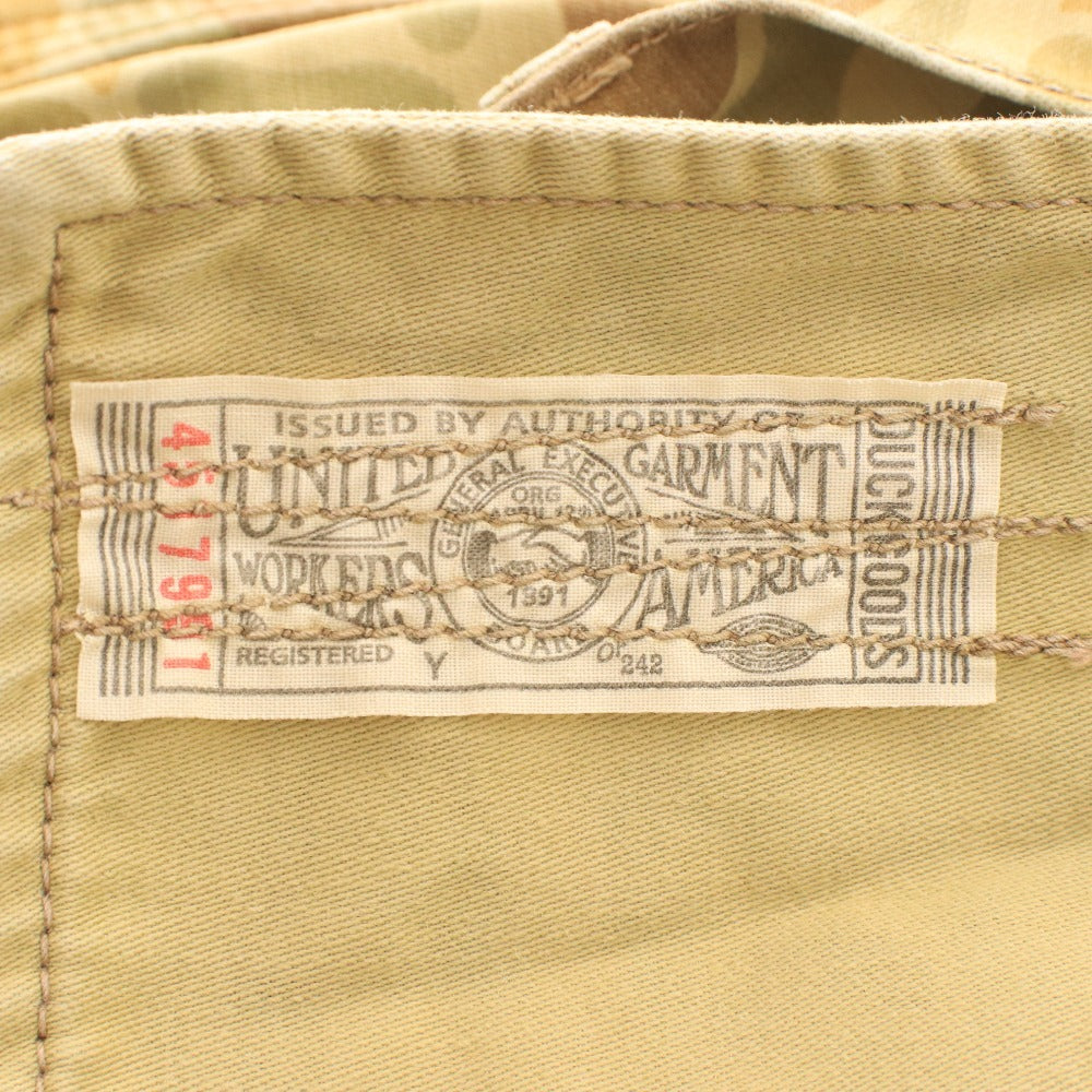 ■ FREEWHEELERS Bubo Camouflage Shorts with Pockets and Buttons, Men's Size 32, Khaki