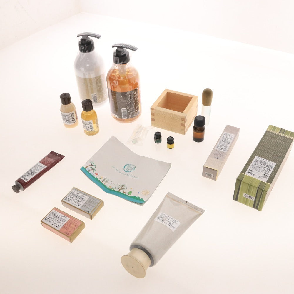 ■ Sabon Natuarc, etc. 11-piece set bulk sale. Body milk, shower oil, aroma oil, shampoo, treatment, etc. (Includes unused items)