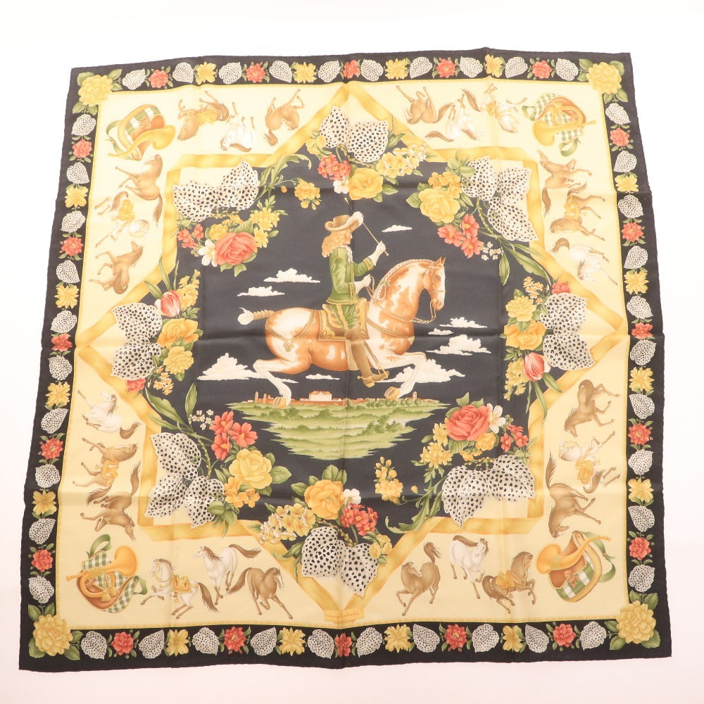 ■ サルヴァトーレ フェラガモ スカーフ ファッション小物 馬 花 レディース ブラック ベージュ