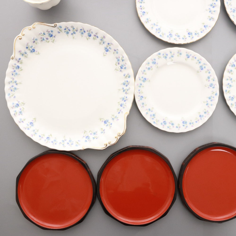 ■ ロイヤルアルバート 他 食器 セット まとめ売り ティーカップ ソーラー 平皿 ティーポット プレート ケーキ皿 等