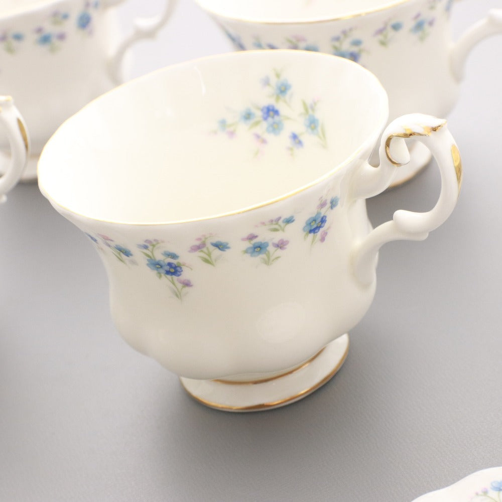 ■ ロイヤルアルバート 他 食器 セット まとめ売り ティーカップ ソーラー 平皿 ティーポット プレート ケーキ皿 等