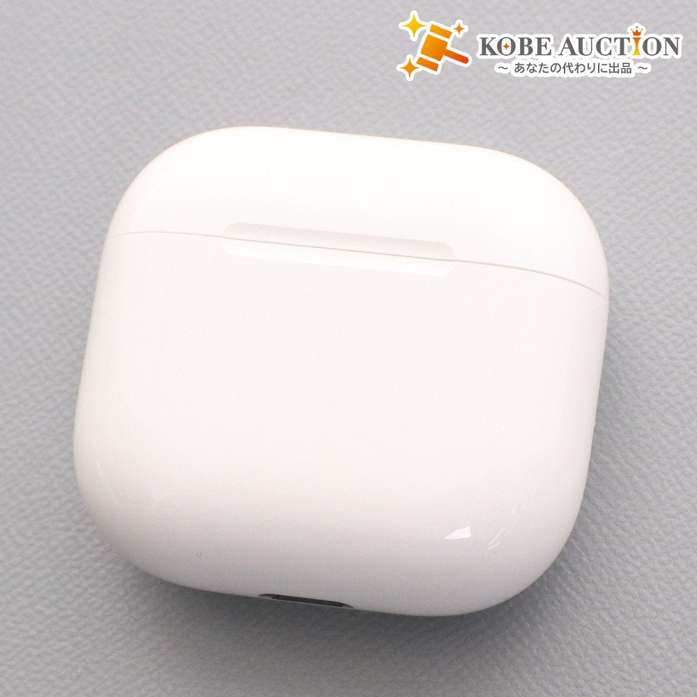 ■ Apple AirPods 4 MXP63J/A モデル A3050 A3053 A3058 イヤホン 第四世代 ワイヤレス 通電確認済み 箱付き