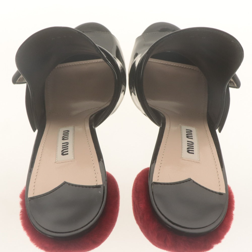 ■ MIU MIU ミュウミュウ サンダル ミュール 靴 エナメル ファー チャンキーヒール レディース 36 (23cm相当) ブラック レッド 箱付き