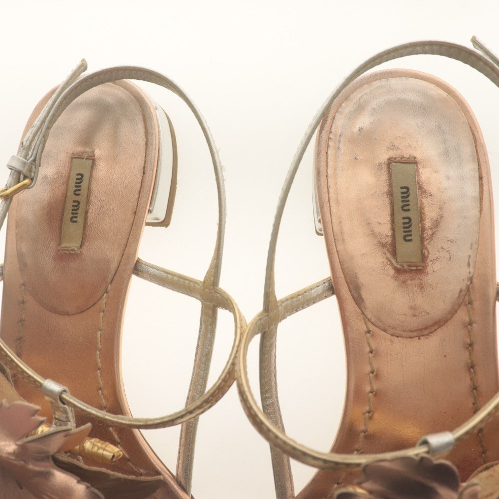 ■ MIU MIU ミュウミュウ フラット サンダル 靴 ストラップ フラワー レディース 36 1/2 (23.5cm相当) ピンク ゴールド シルバー 袋付き