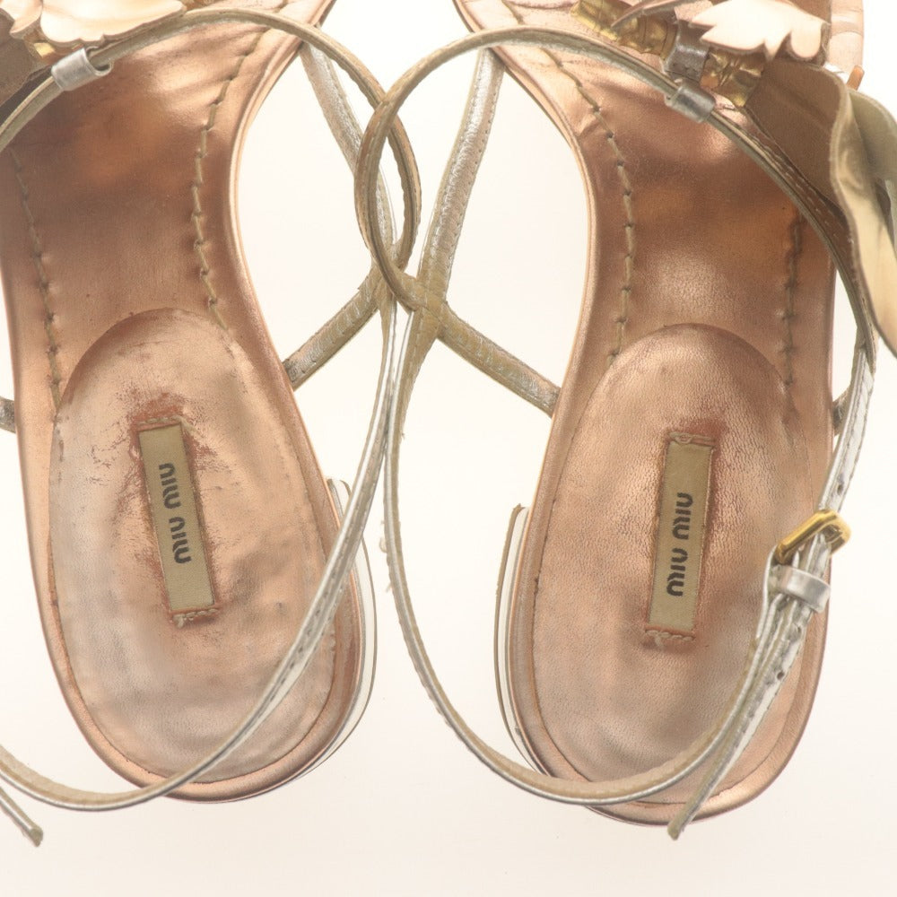 ■ MIU MIU ミュウミュウ フラット サンダル 靴 ストラップ フラワー レディース 36 1/2 (23.5cm相当) ピンク ゴールド シルバー 袋付き