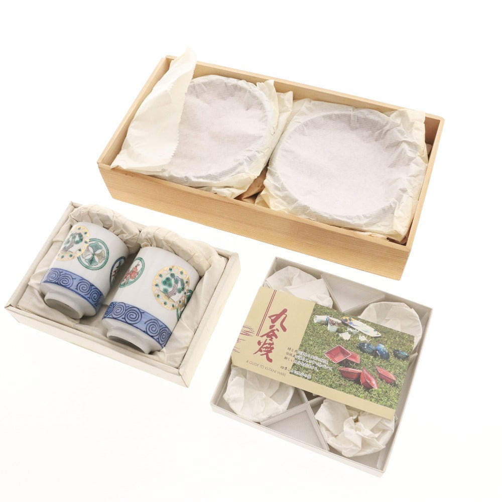 ■ 12-piece Kutani ware tableware set (set of 12 plates, teacups, and small plates) in a wooden box