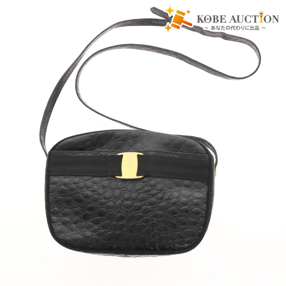 ■ Salvatore Ferragamo フェラガモ ショルダーバッグ 鞄 ファスナー ポケット ゴールド金具 レディース ブラック