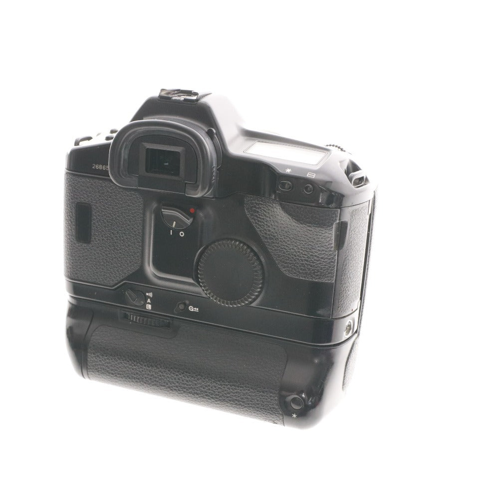 ■ キヤノン EOS-1N カメラ 一眼レフ フィルムカメラ TAMRON 28-200mm 1:38-5.6 通電確認済み ストラップ付