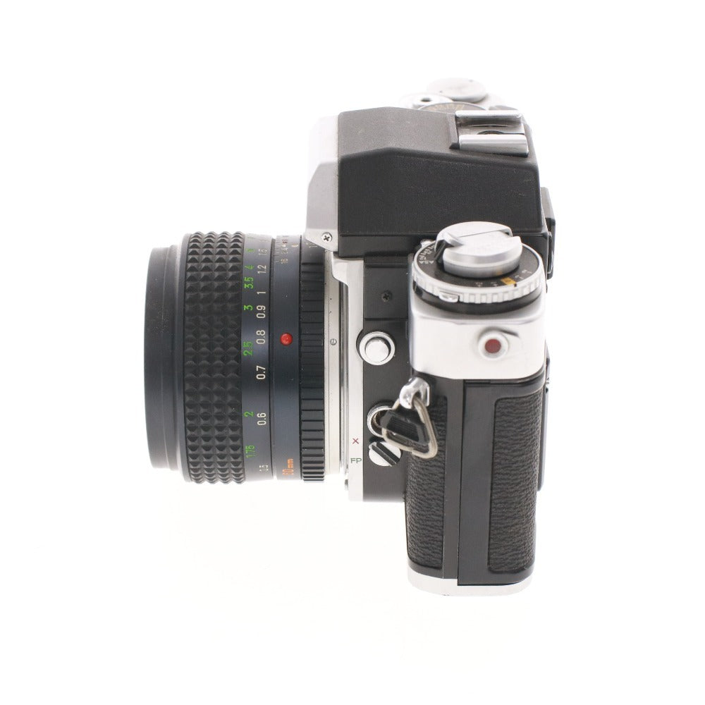 ■ Minolta XE Film Camera MC ROKKOR-PG 1:1.4 50mm with Strap