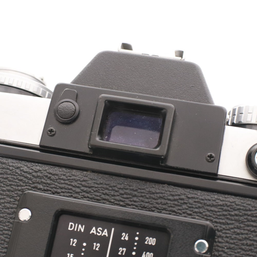 ■ Minolta XE Film Camera MC ROKKOR-PG 1:1.4 50mm with Strap